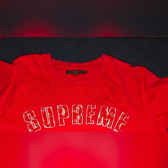 Louis Vuitton LV For Japan only Supreme Classic Red Crewneck Sweatshirt SzMedium